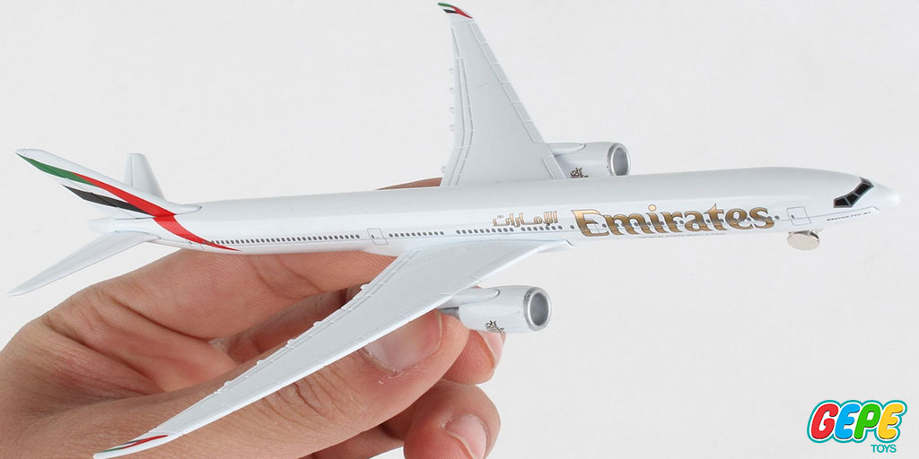 ماشین اسباب بازی