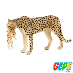 چیتا ماده با بچه